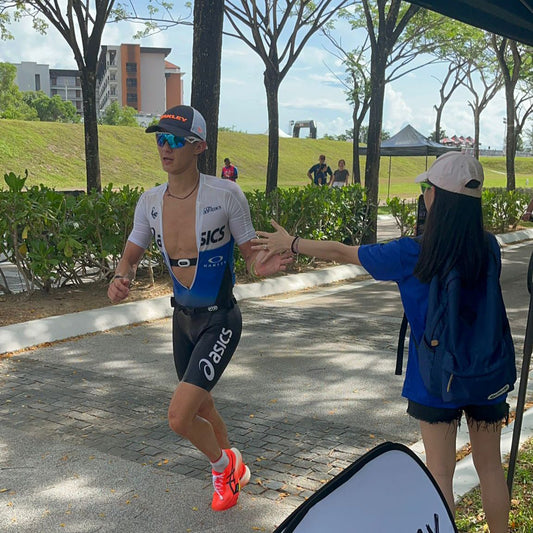 Increasing the triathlon distance. From Olympic distance to Ironman 70.3